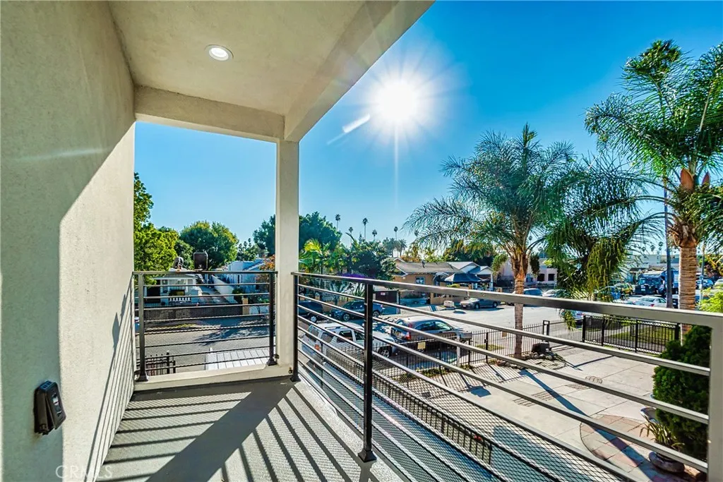 531 W 80th, Los Angeles, California 90044 home-pic-19